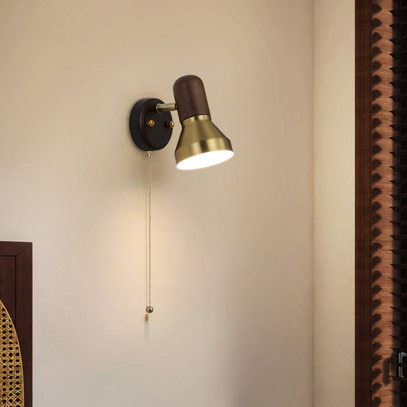 Round Horn Shape Hardware Wall Lamp