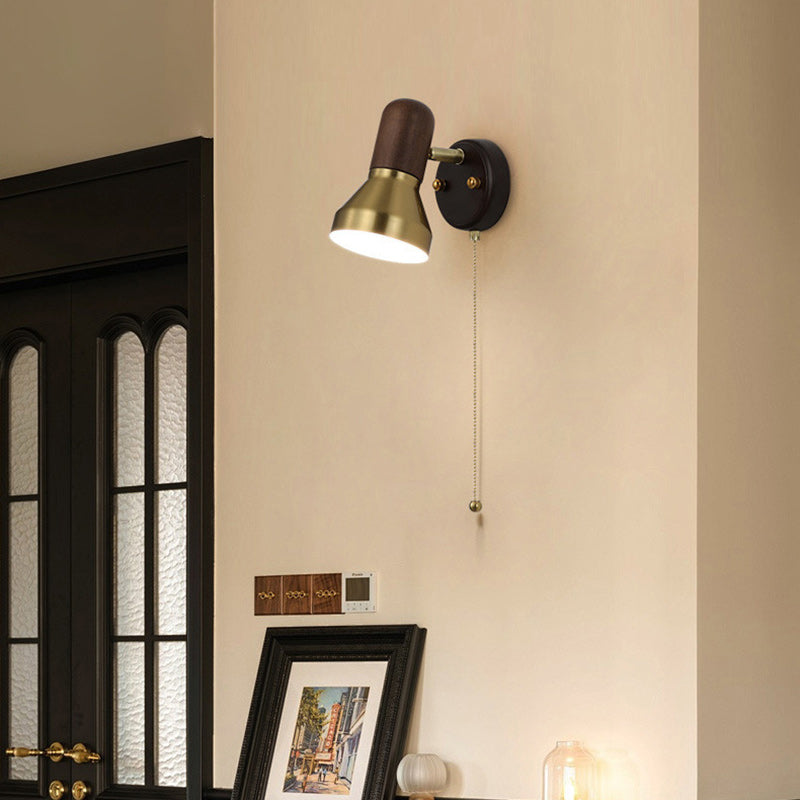 Round Horn Shape Hardware Wall Lamp