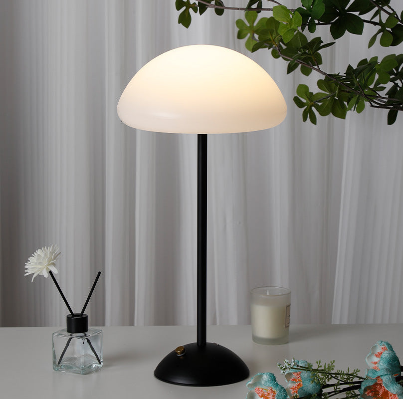 Round Mushroom Shape Iron Table Lamp