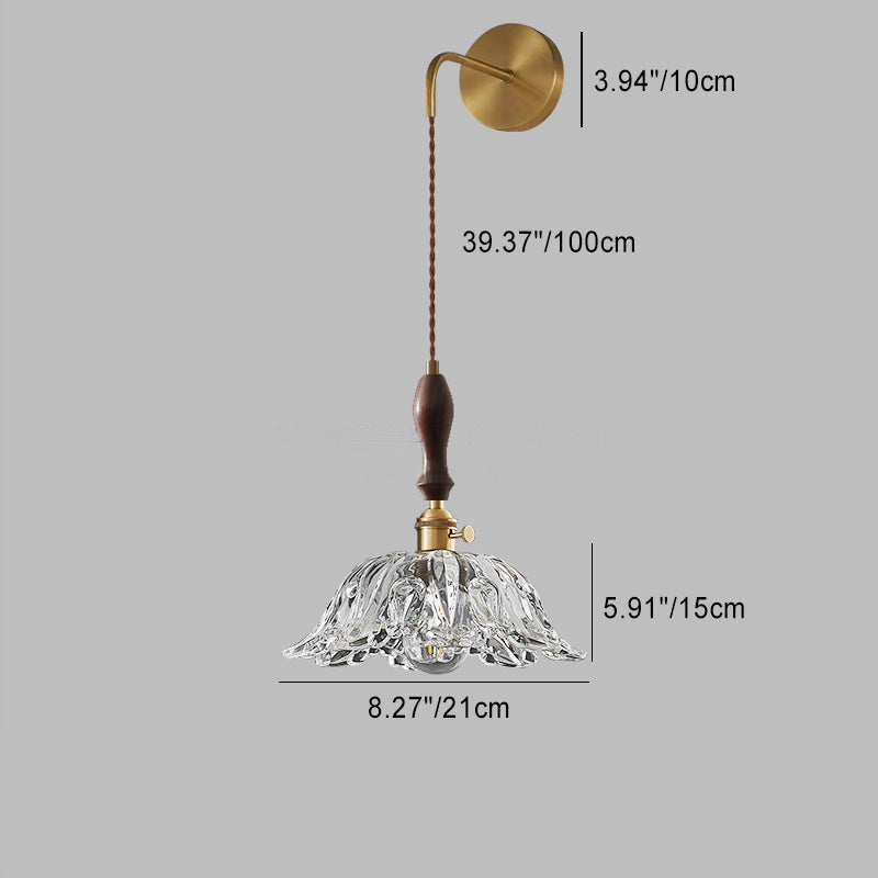 Round Dome Flower Brass Wall Lamp
