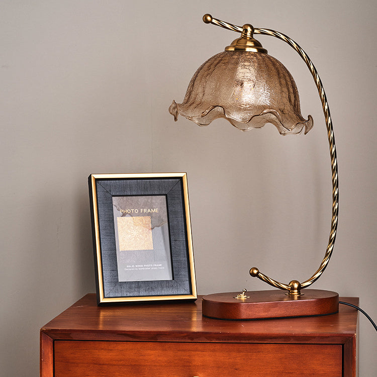 Oval Wooden Metal Flower Table Lamp