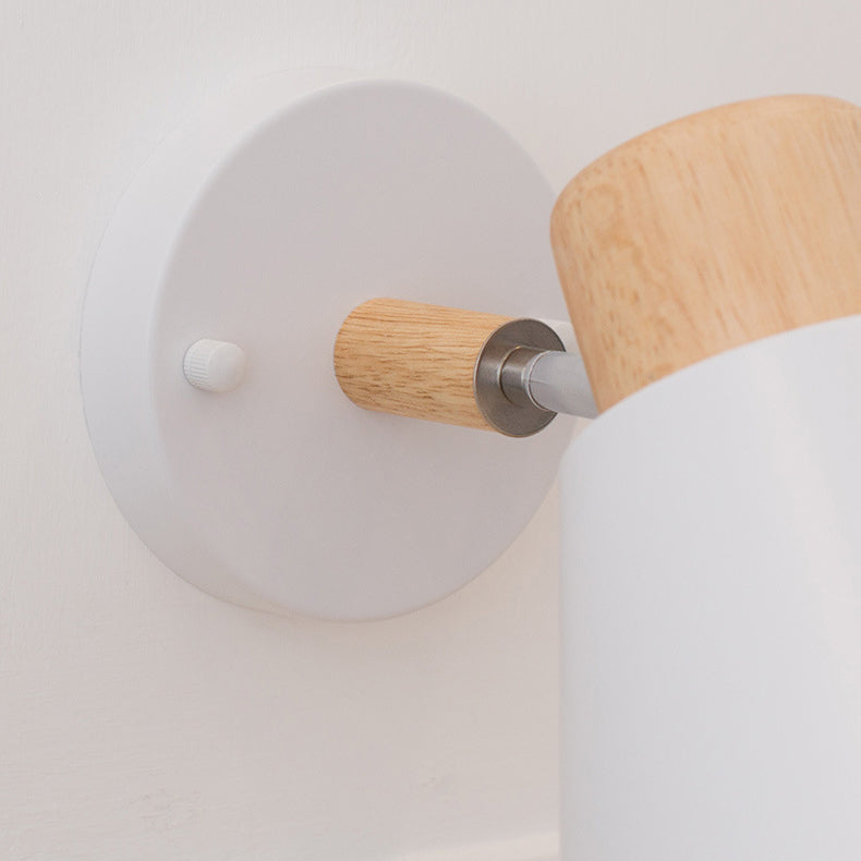 Round Horn Shape Wooden Wall Lamp