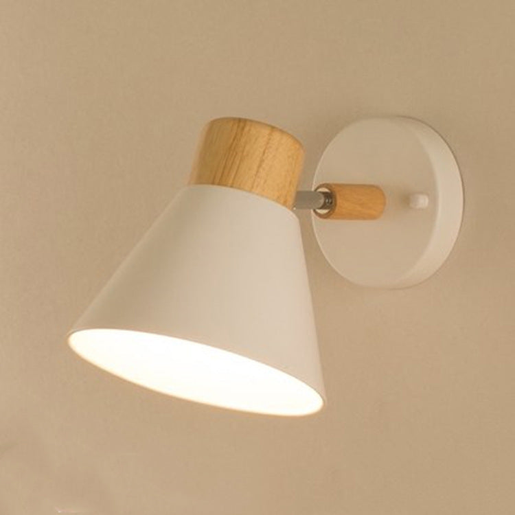 Round Horn Shape Wooden Wall Lamp