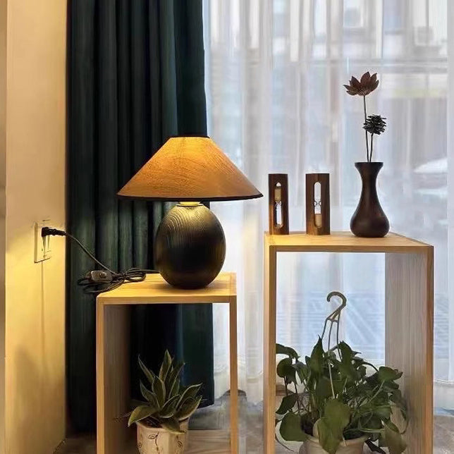 Round Conical Jar Solid Table Lamp
