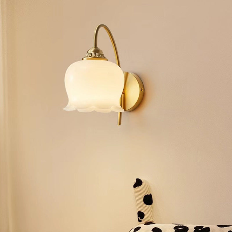 Oval Copper Resin Living Wall Lamp