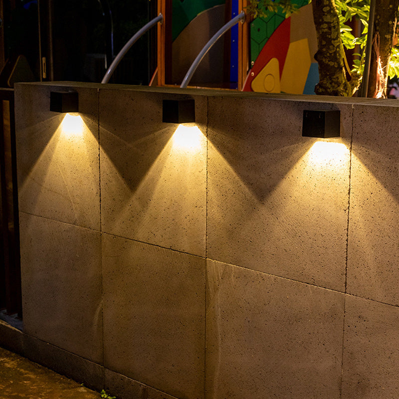 Cube Plastic Garden Outdoor Light