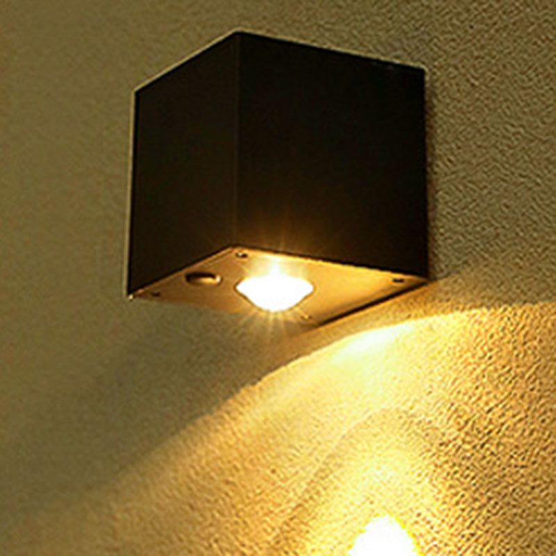 Cube Plastic Garden Outdoor Light