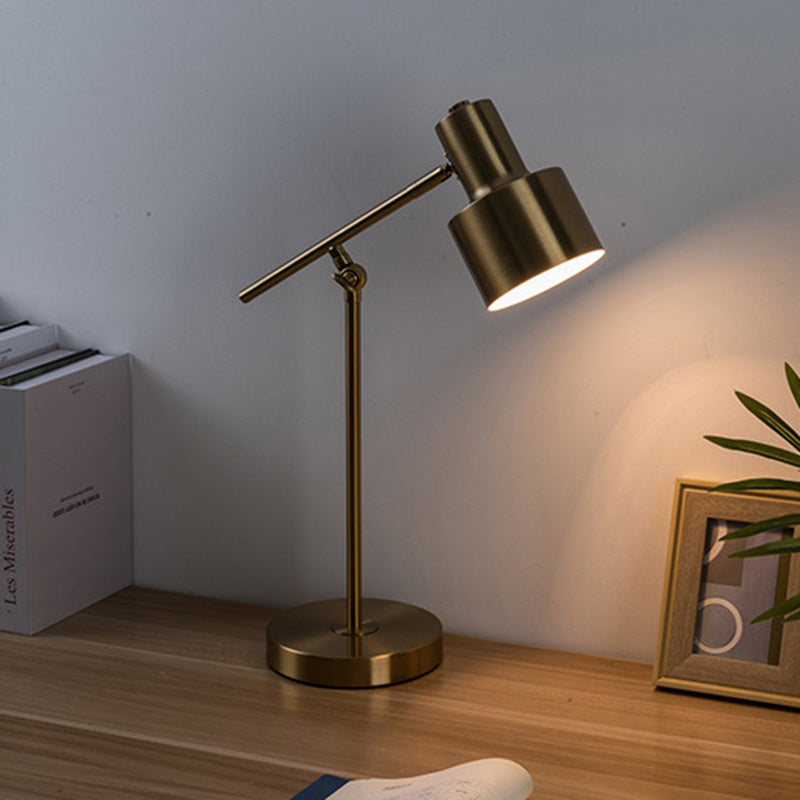 Round Iron Living Room Table Lamp
