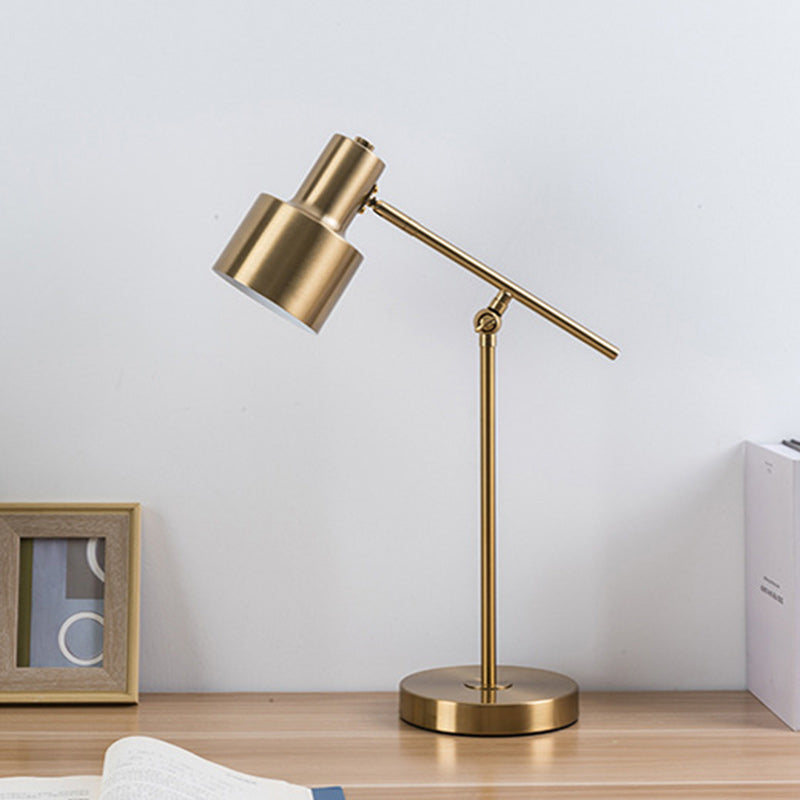 Round Iron Living Room Table Lamp