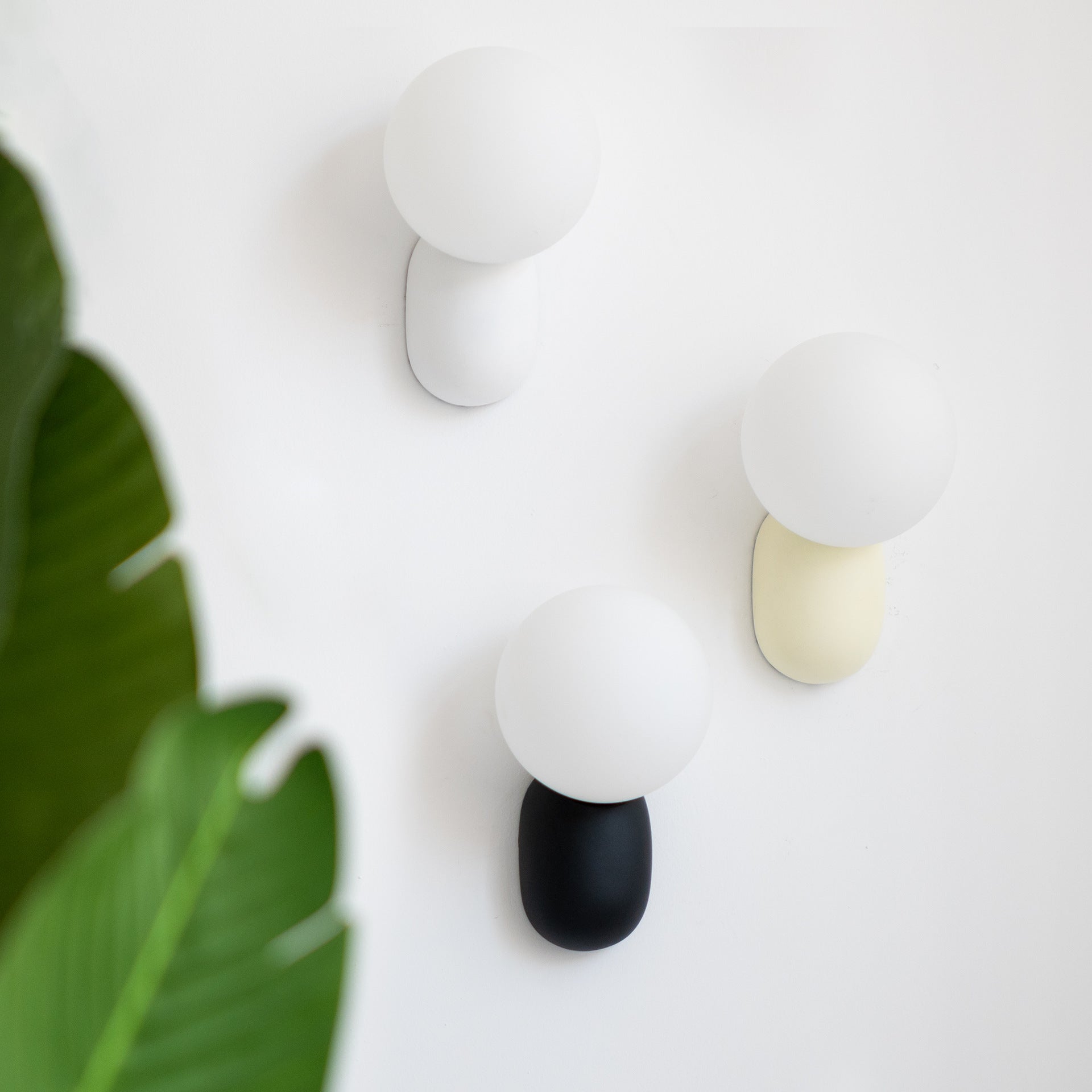 Globe Resin Glass Living Wall Lamp