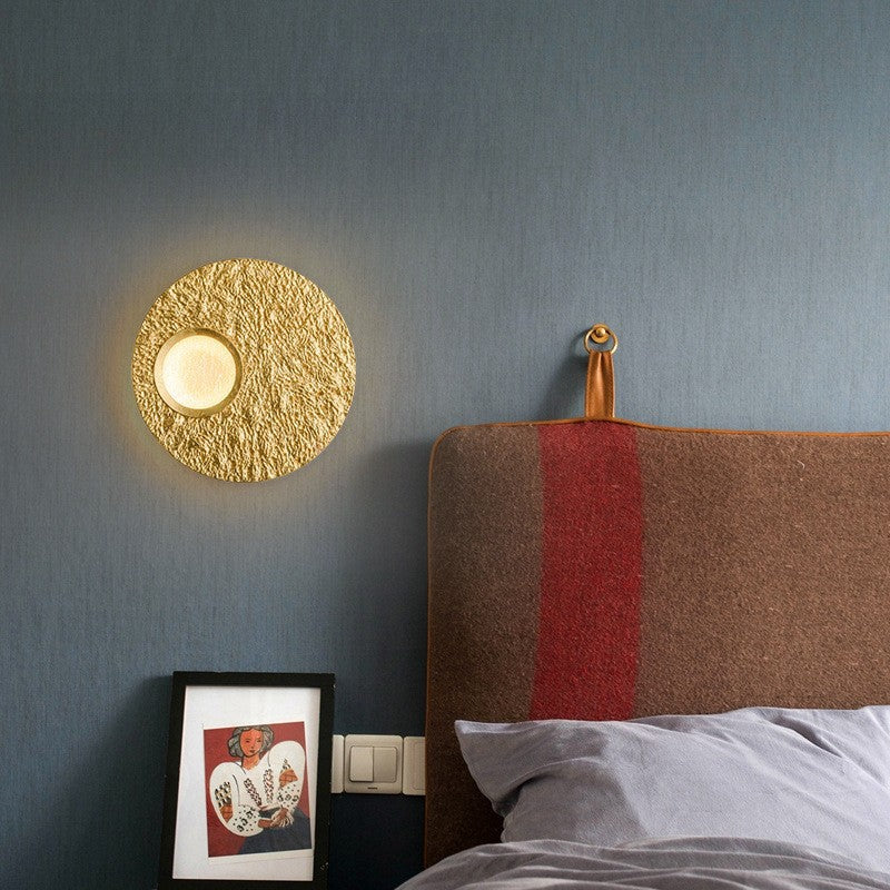 Round Iron Resin Living Wall Lamp