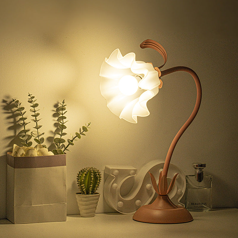 Flower Iron Acrylic Living Table Lamp