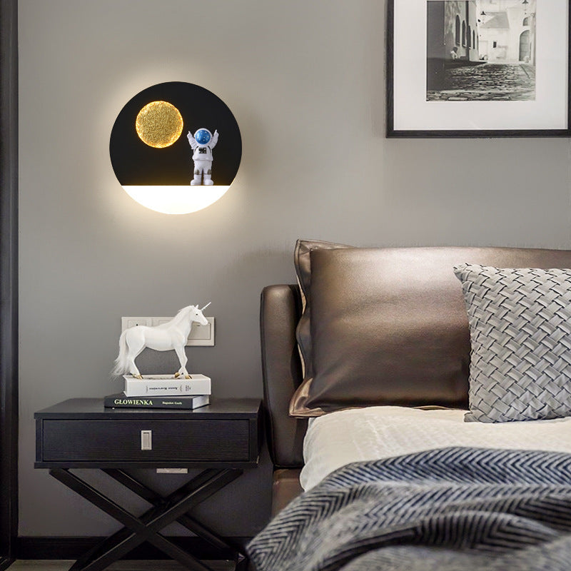 Round Iron Resin Acrylic Wall Lamp