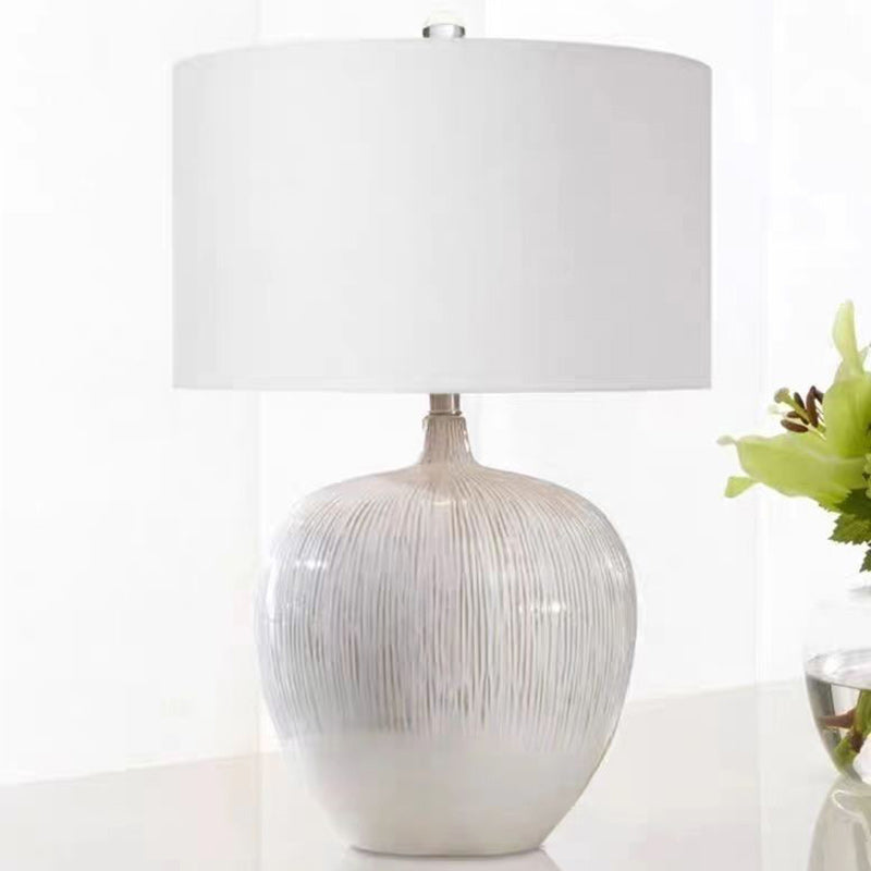 Round Ceramic Fabric Living Table Lamp