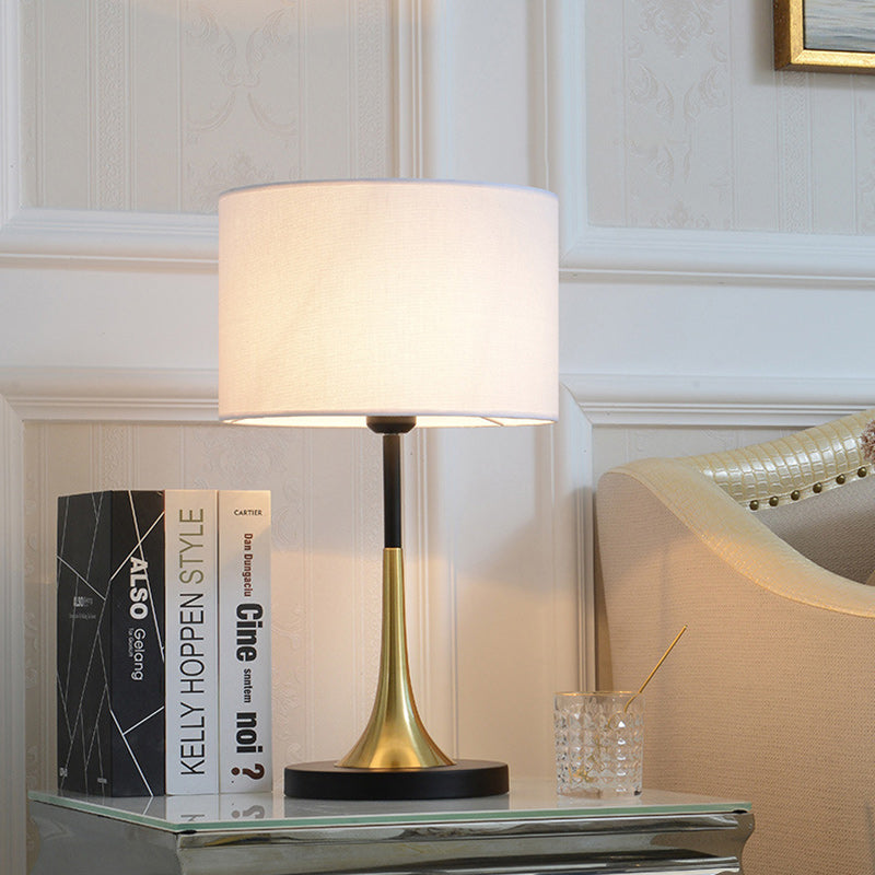 Cylinder Iron Fabric Living Table Lamp