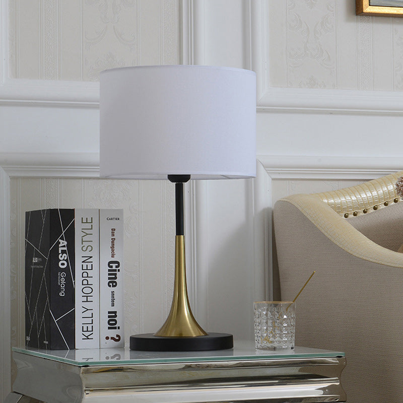 Cylinder Iron Fabric Living Table Lamp