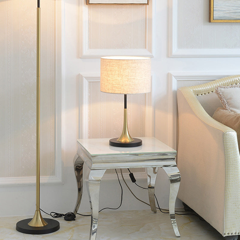 Cylinder Iron Fabric Living Table Lamp