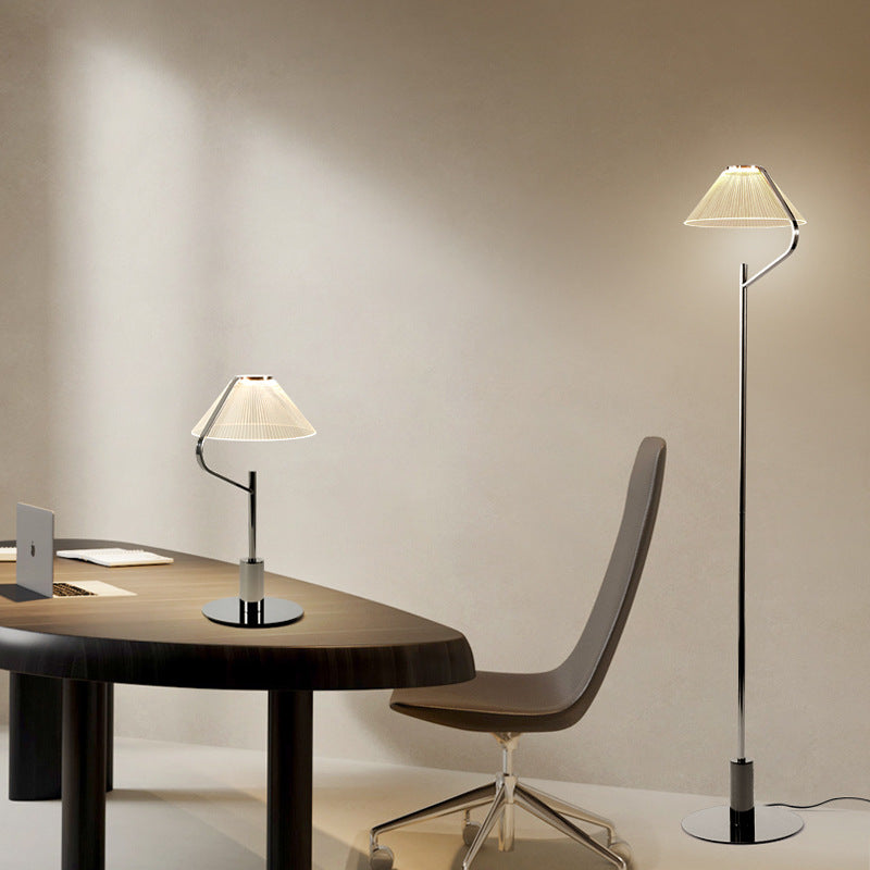 Round Iron Acrylic Living Floor Lamp