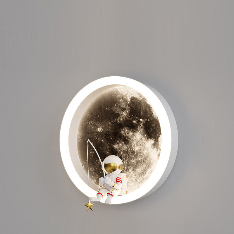 Round Space Astronaut Hardware Wall Lamp