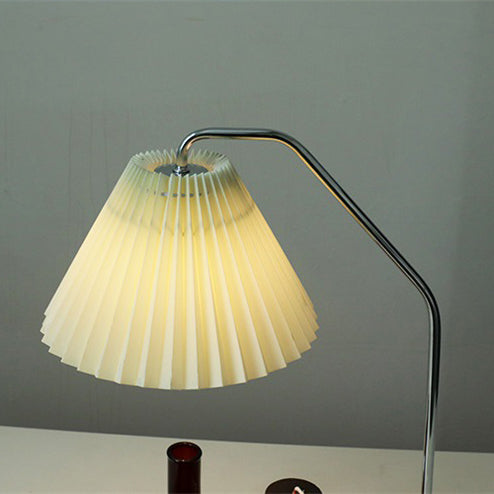 Umbrella Round Pleated Fabric Table Lamp
