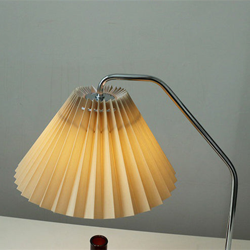 Umbrella Round Pleated Fabric Table Lamp