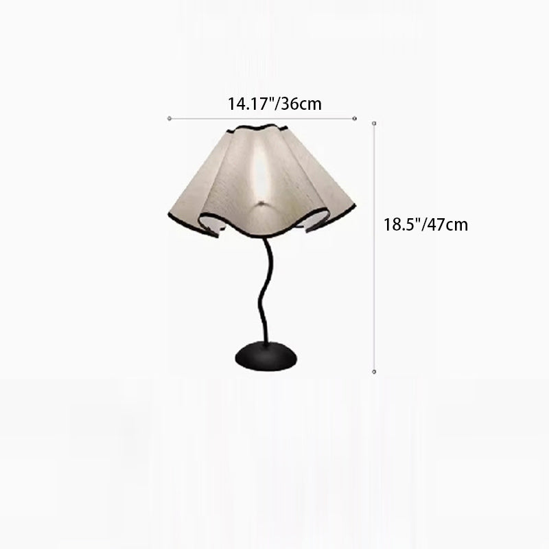 Wave Iron Fabric Petal Table Lamp
