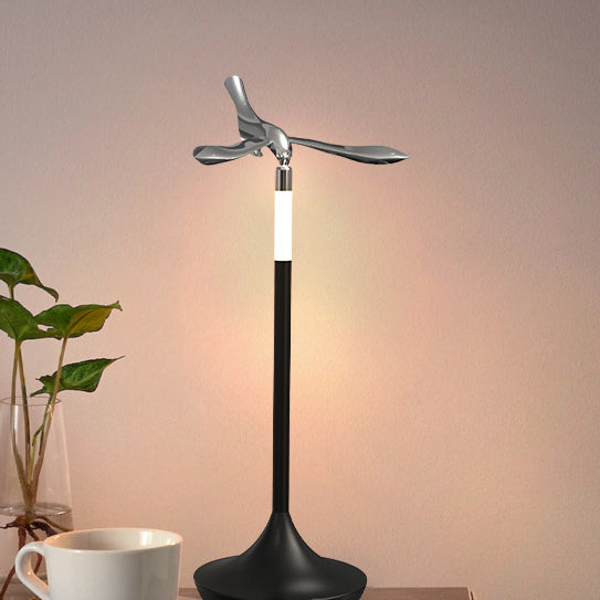 Balance Bird Aluminum Acrylic Table Lamp
