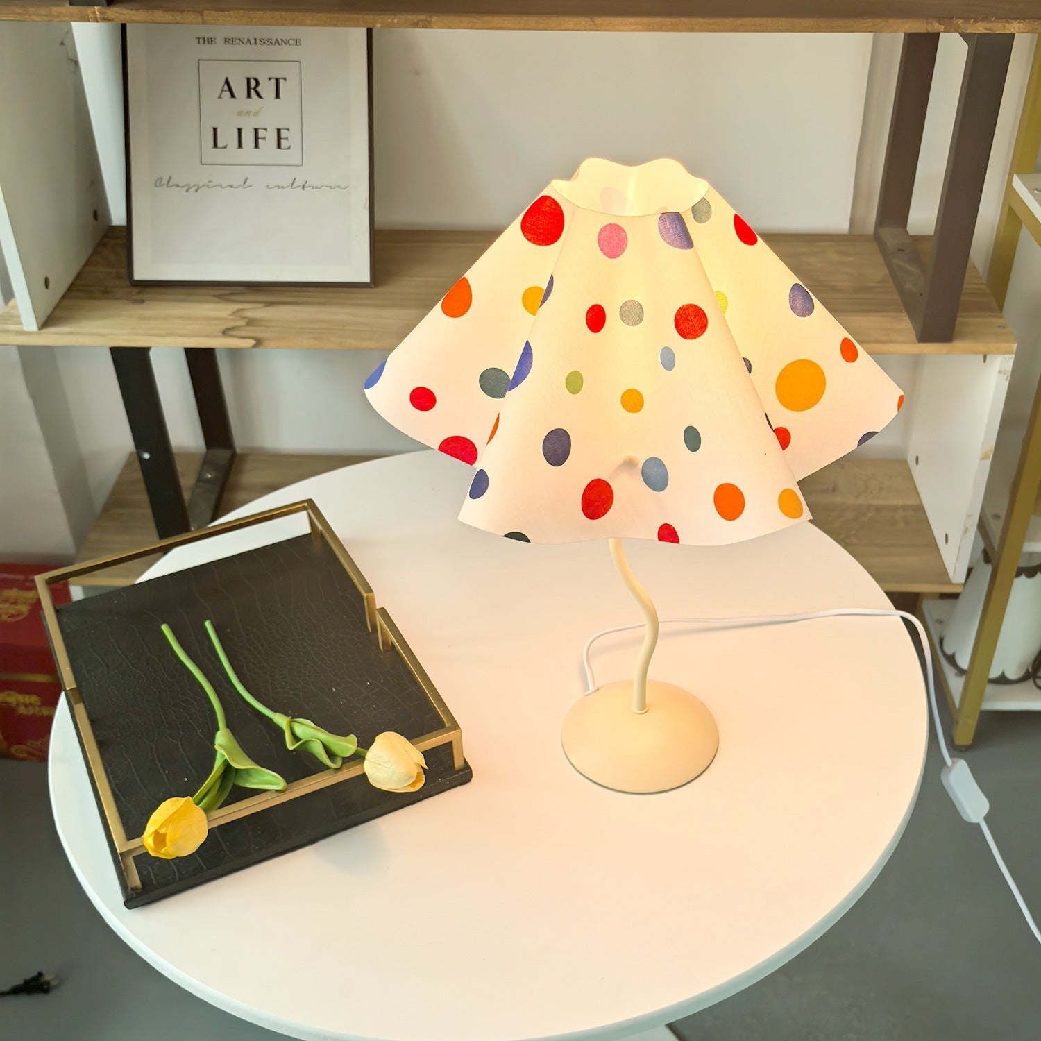 Umbrella Shaped Petal Irregular Table Lamp