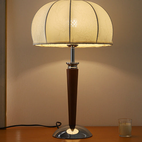 Pull Chain Dome Peony Table Lamp