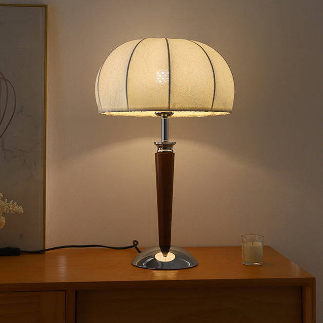 Pull Chain Dome Peony Table Lamp