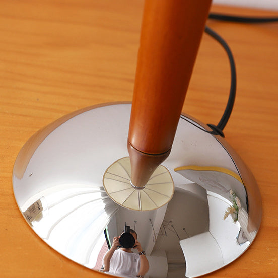 Pull Chain Dome Peony Table Lamp