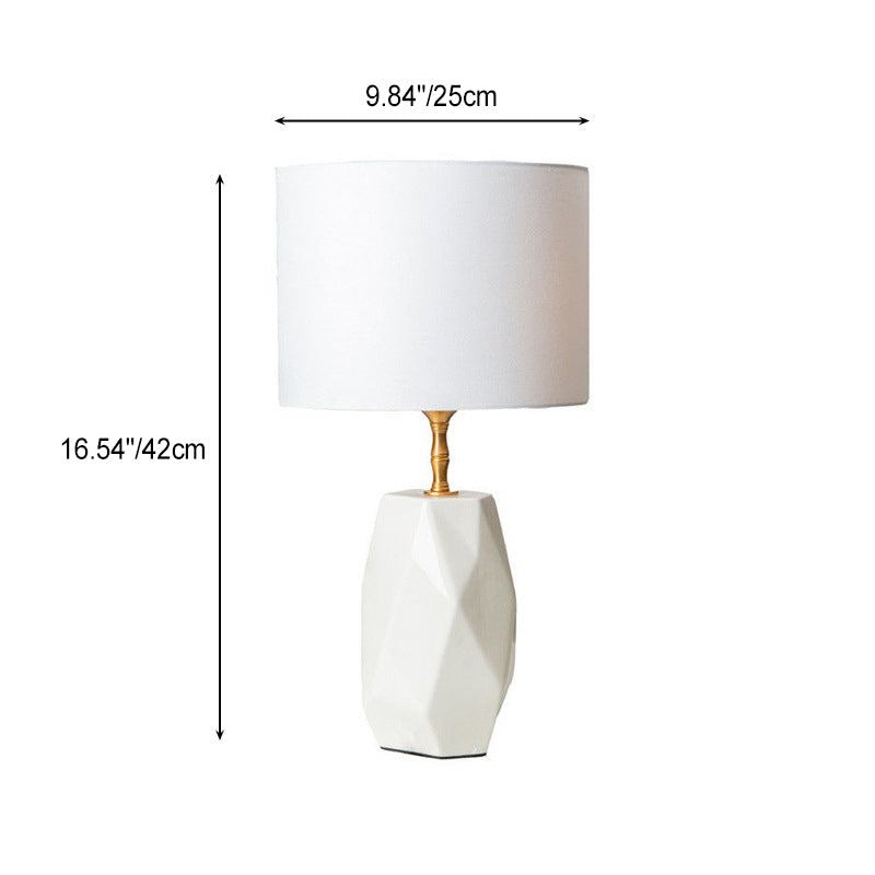 Cone Straight Tube Faceted Table Lamp