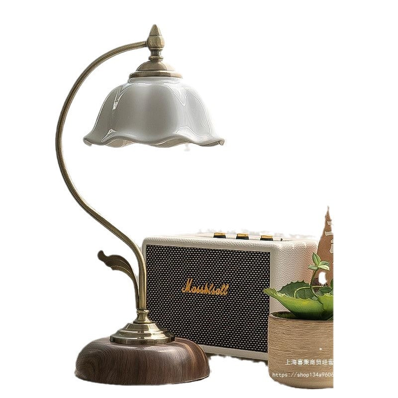 Dome Flower Iron Glass Table Lamp
