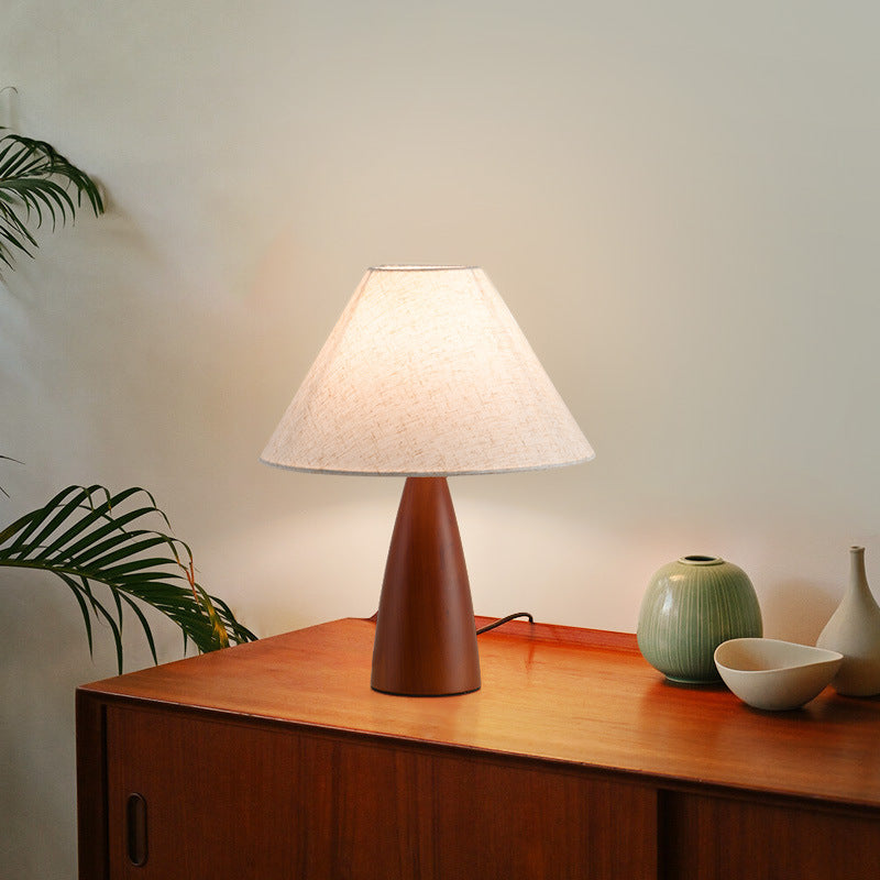 Pleated Conical Flower Pattern Table Lamp