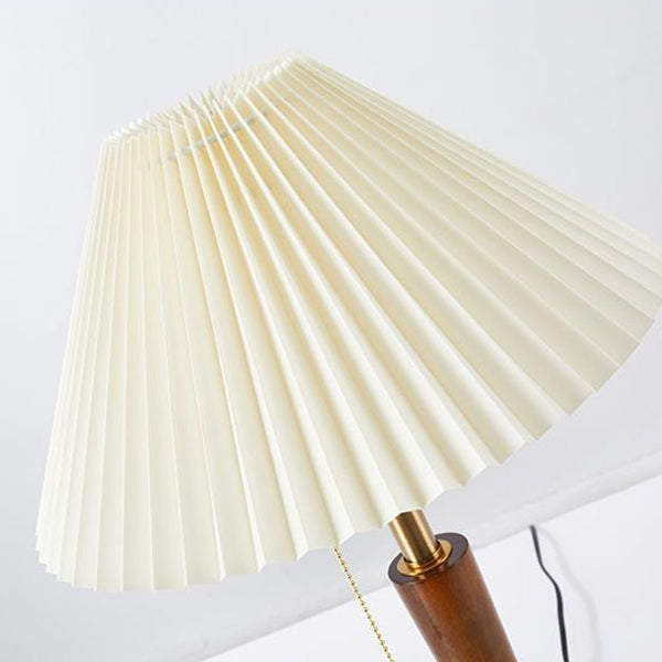 Pull Cord Round Pleated Table Lamp