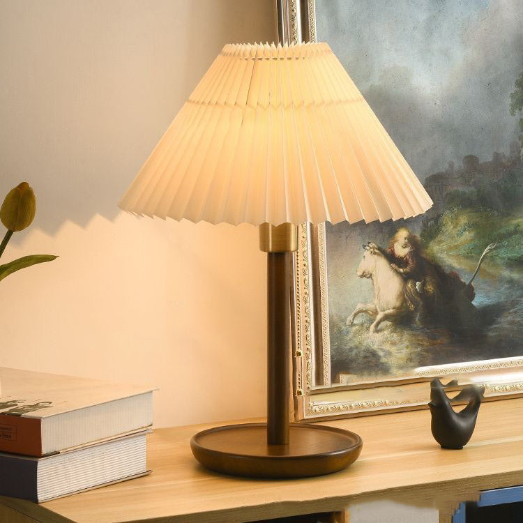 Pull Cord Round Pleated Table Lamp