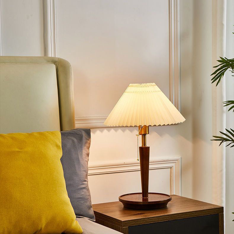 Pull Cord Round Pleated Table Lamp