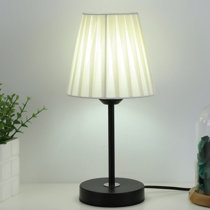 Pleated Drum Fabric Iron Table Lamp