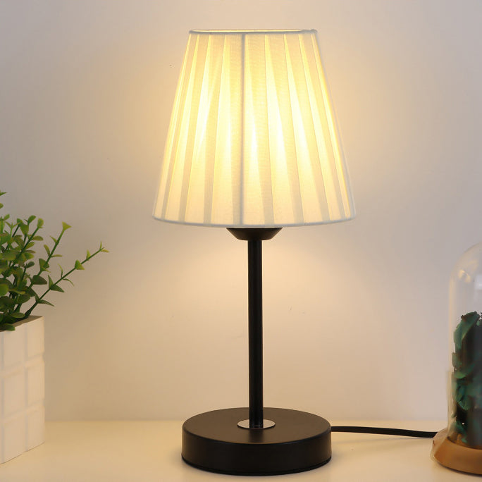 Pleated Drum Fabric Iron Table Lamp