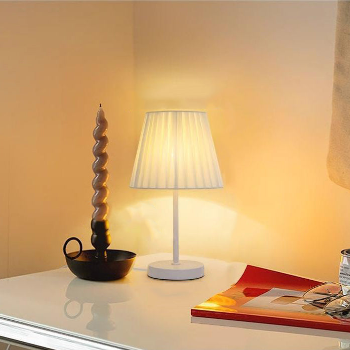 Pleated Drum Fabric Iron Table Lamp