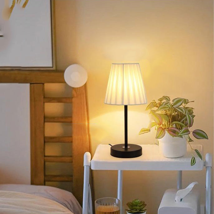 Pleated Drum Fabric Iron Table Lamp