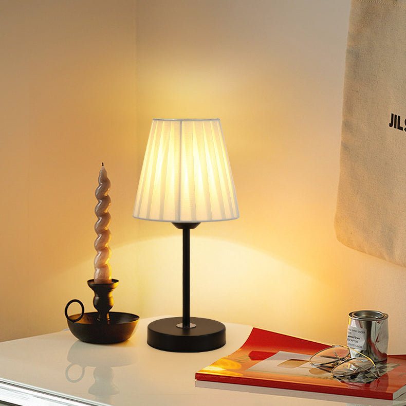Pleated Drum Fabric Iron Table Lamp