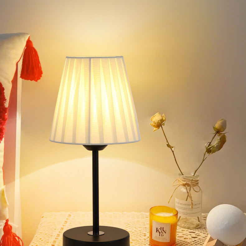 Pleated Drum Fabric Iron Table Lamp