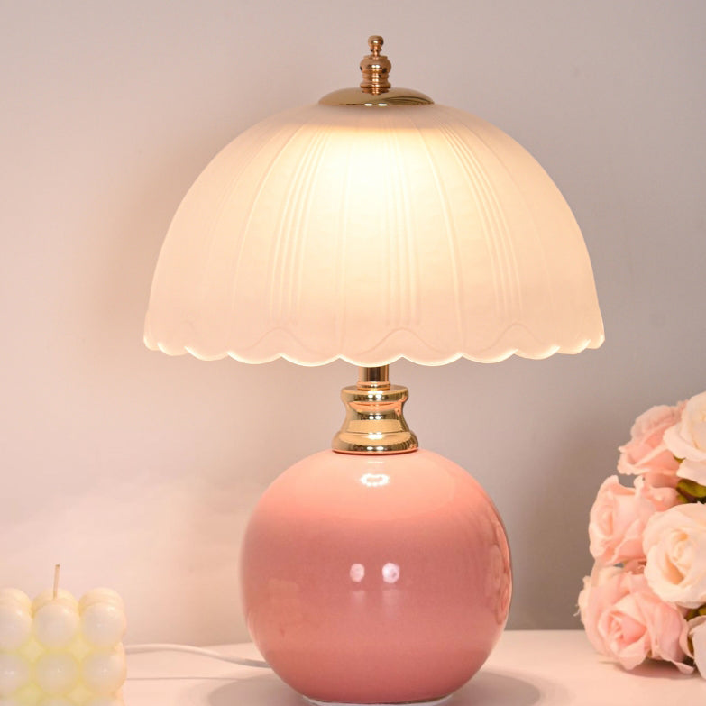 Half Dome Flower Globe Table Lamp
