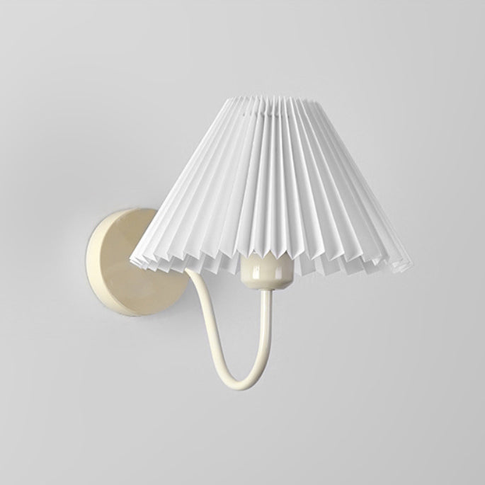 Drum Pleated Fabric Iron Wall Lamp
