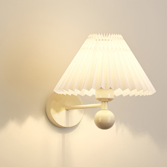 Drum Pleated Fabric Iron Wall Lamp