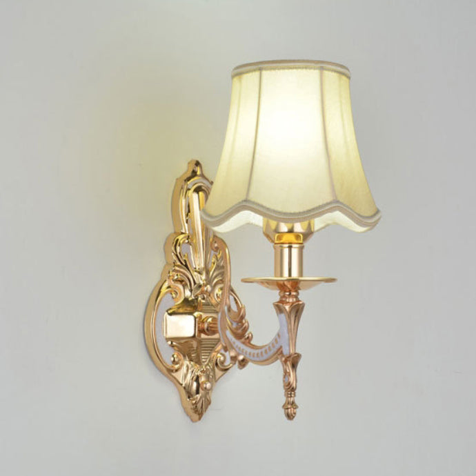 Hardware Fabric Flower Cylinder Wall Lamp