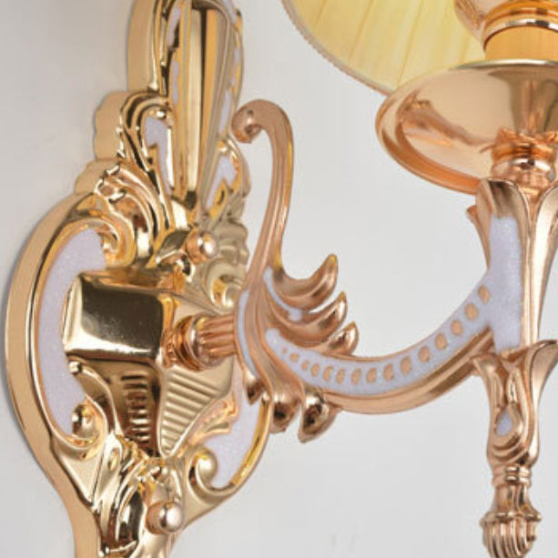 Hardware Fabric Flower Cylinder Wall Lamp