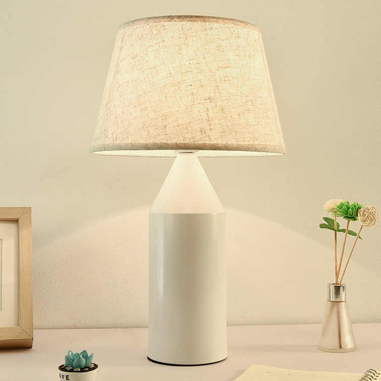 Wine Bottle Shape Hardware Table Lamp