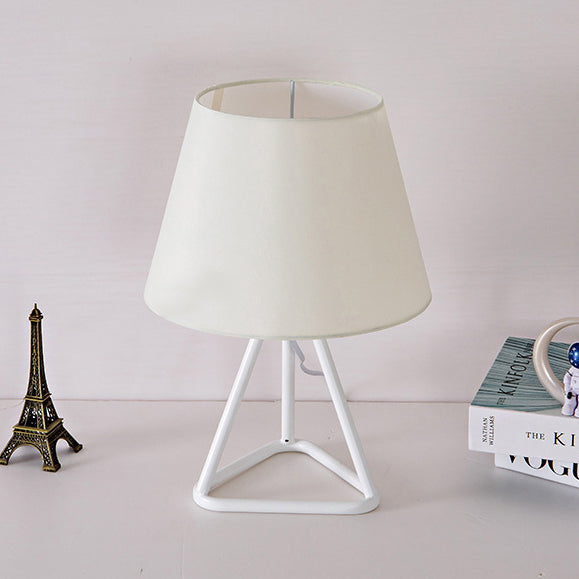 Round Trapezoidal Fabric Iron Table Lamp